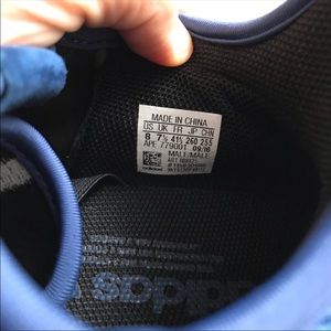 adidas ape 779001 tubular